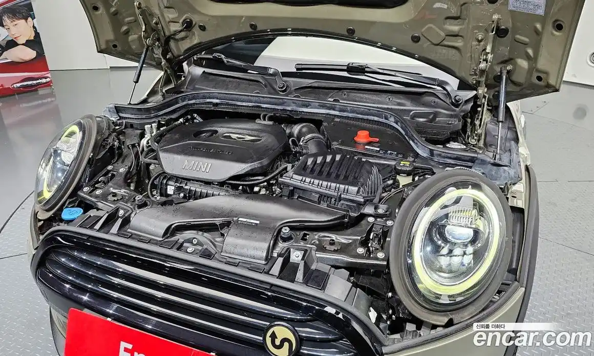 Mini Cooper 2019 1.5 Автомат в Москве № 153676, фото 4