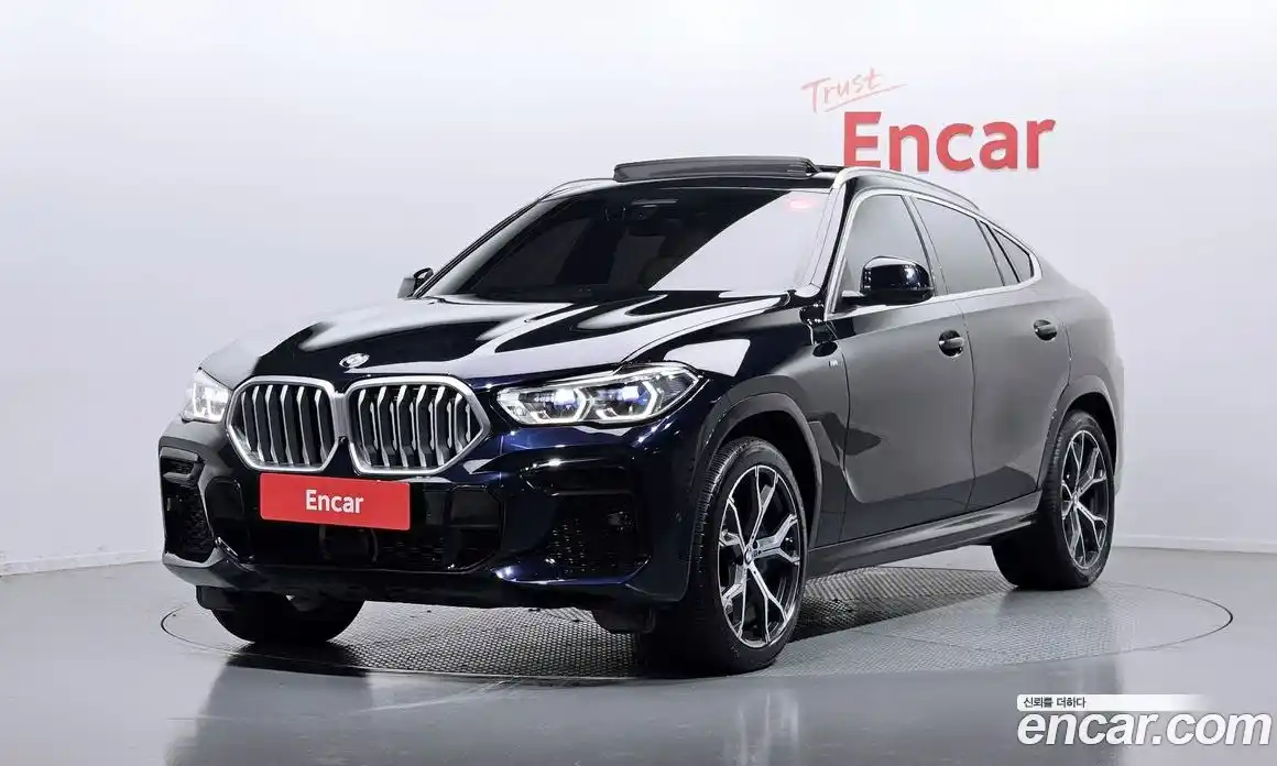 BMW X6 2022 3.0 Автомат в Москве № 155120, фото 1