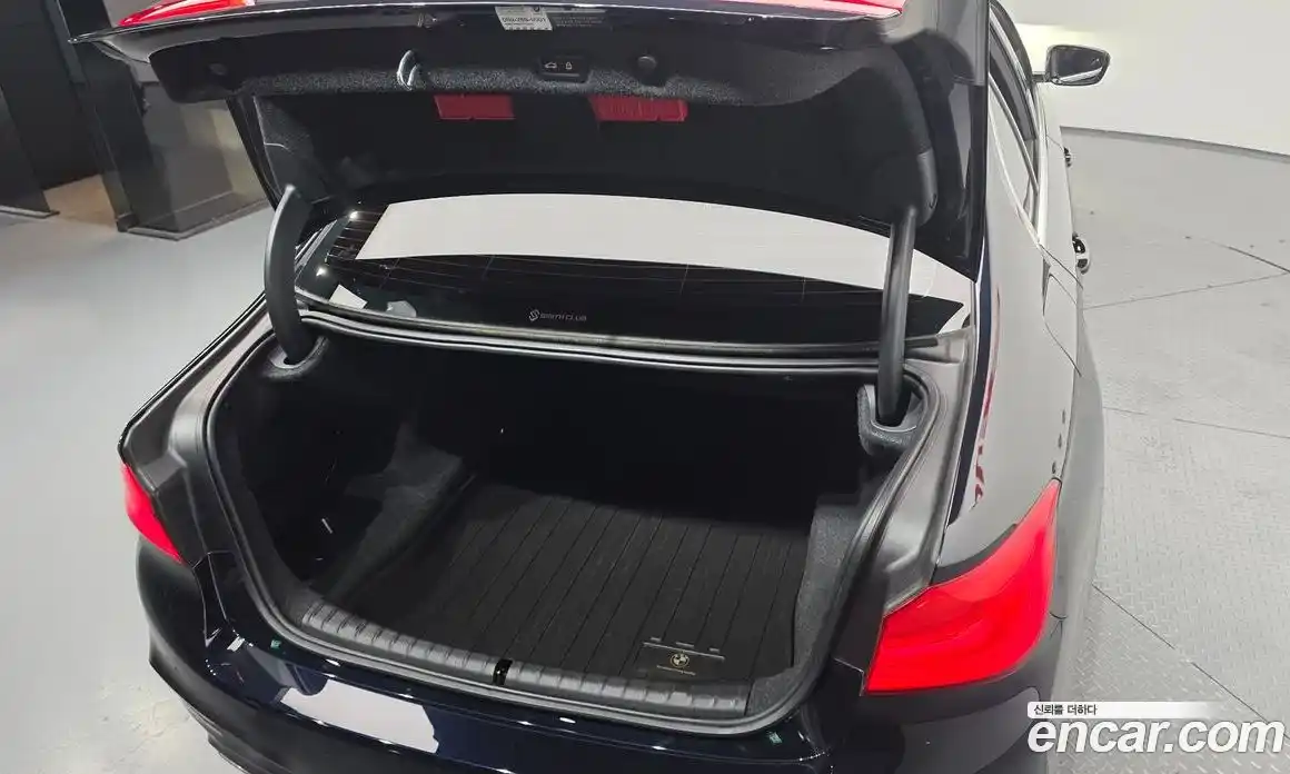 BMW 5-Series 2020 2.0 Автомат в Москве № 157630, фото 2