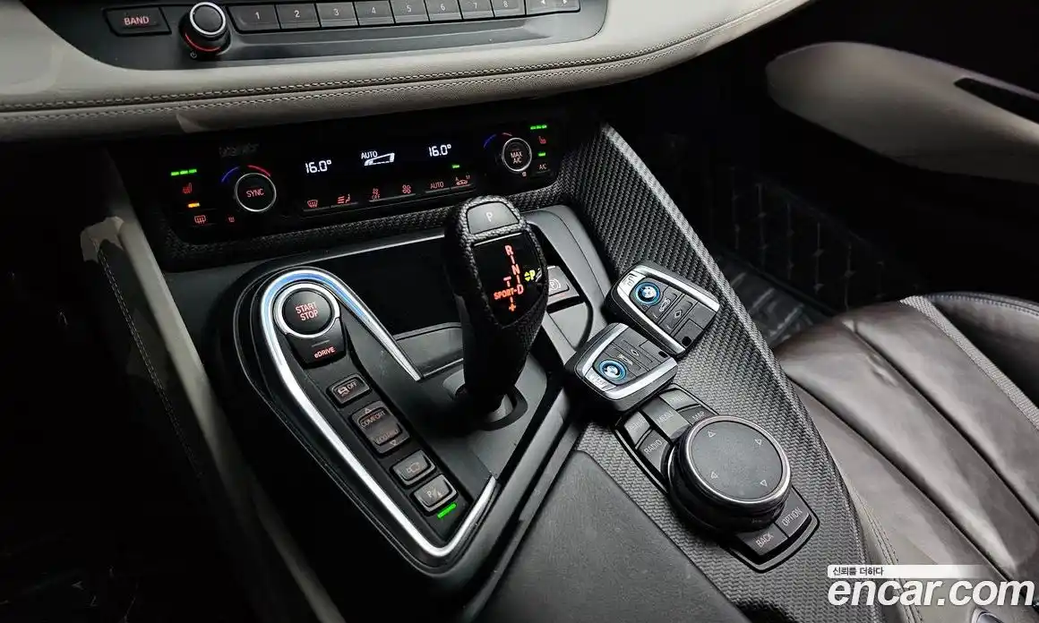 BMW i8 2016 1.5 Автомат в Москве № 158161, фото 9