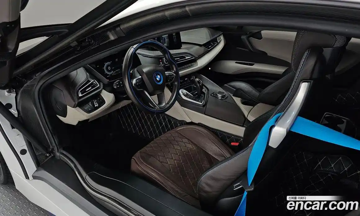 BMW i8 2016 1.5 Автомат в Москве № 158161, фото 10