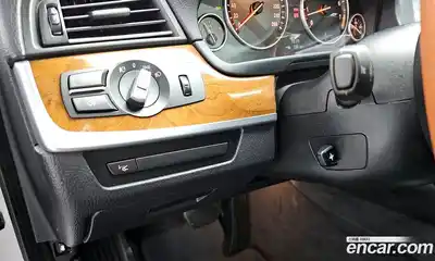 BMW 5-Series 2010 2.5 Автомат в Москве № 158490, миниатюра 7