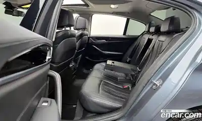BMW 5-Series 2019 2.0 Автомат в Москве № 158888, миниатюра 2