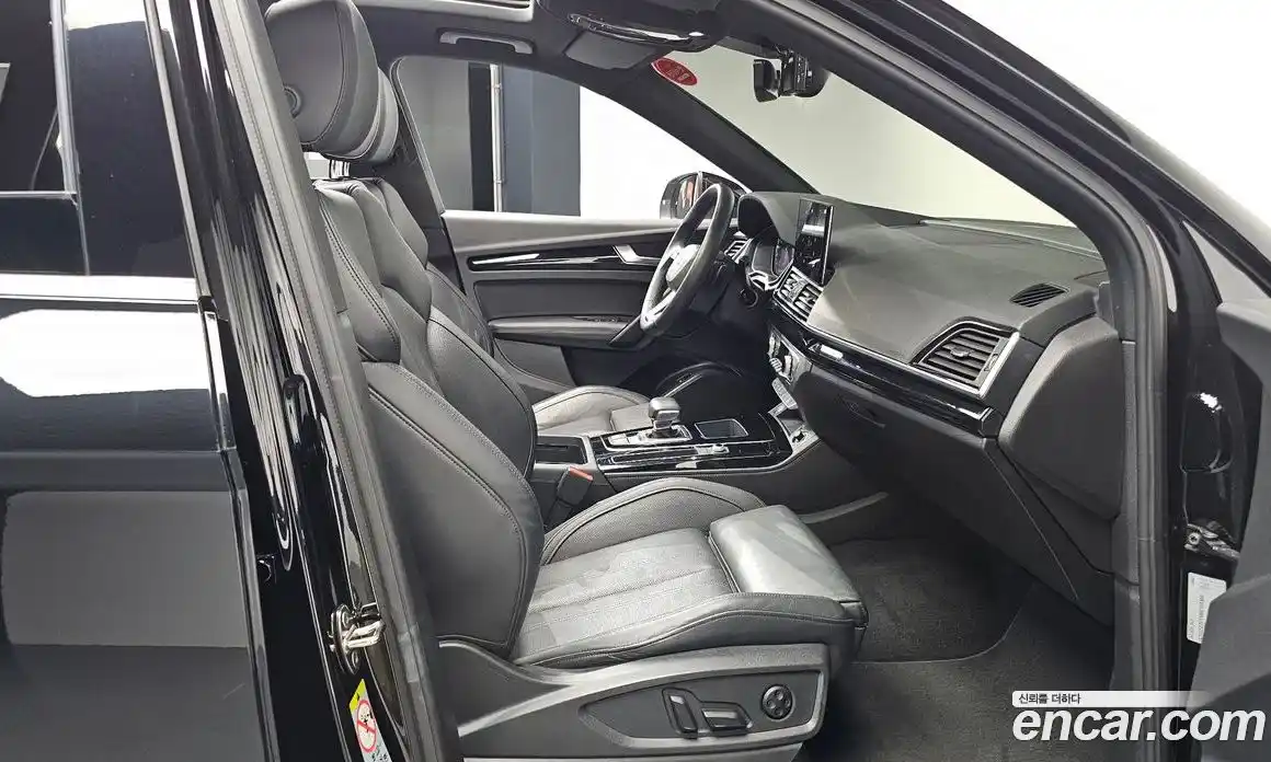 Audi Q5 2021 2.0 Автомат в Москве № 163294, фото 4