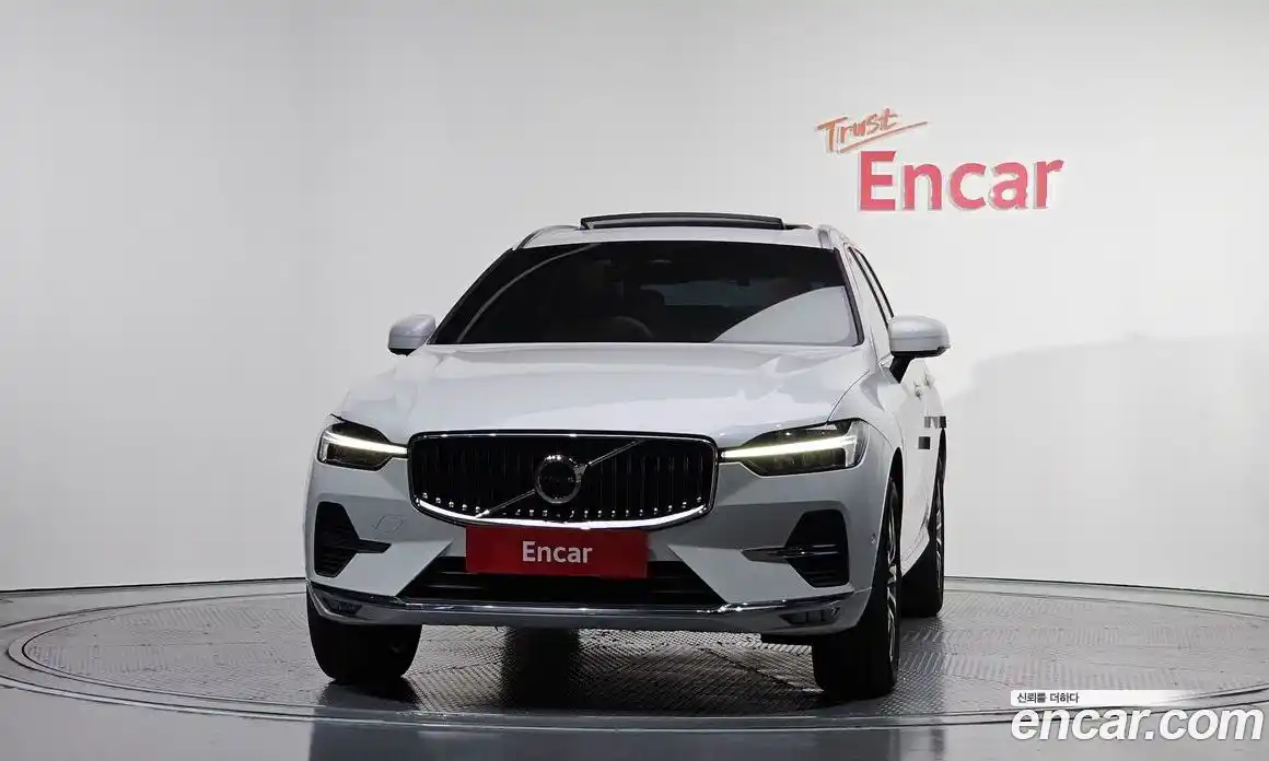 Volvo XC60 2024 2.0 Автомат в Москве № 164214, фото 11