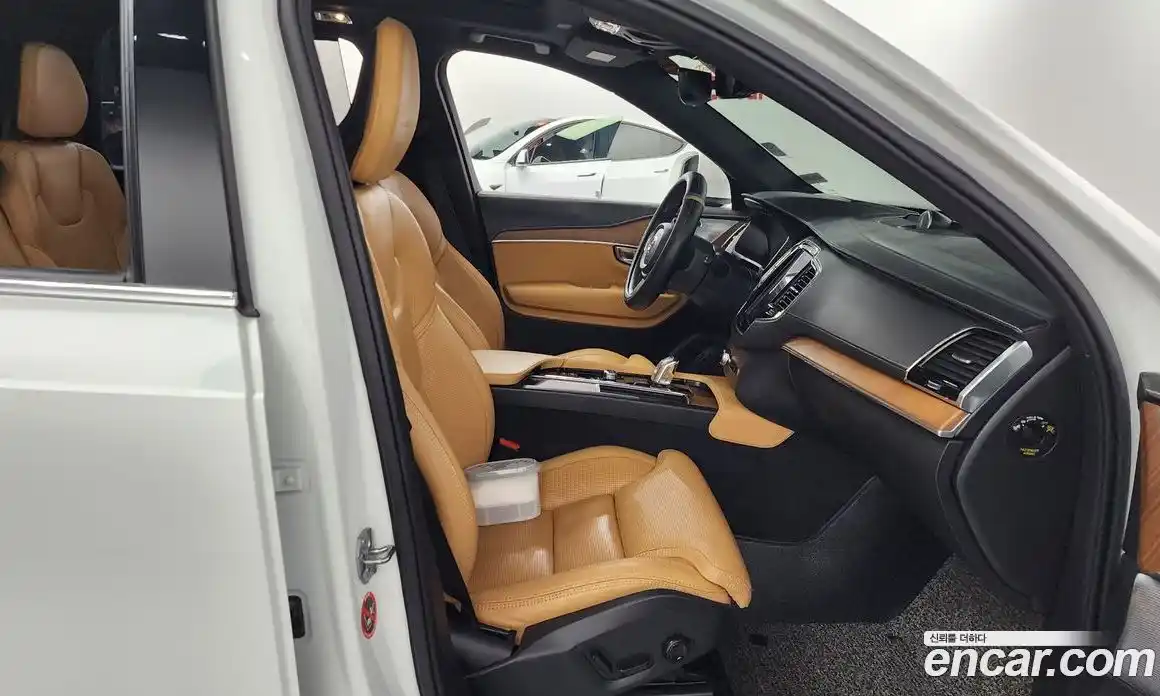 Volvo XC90 2019 2.0 Автомат в Москве № 164667, фото 16