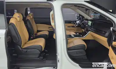Kia Canival 2022 2.2 Автомат в Москве № 16469, миниатюра 6