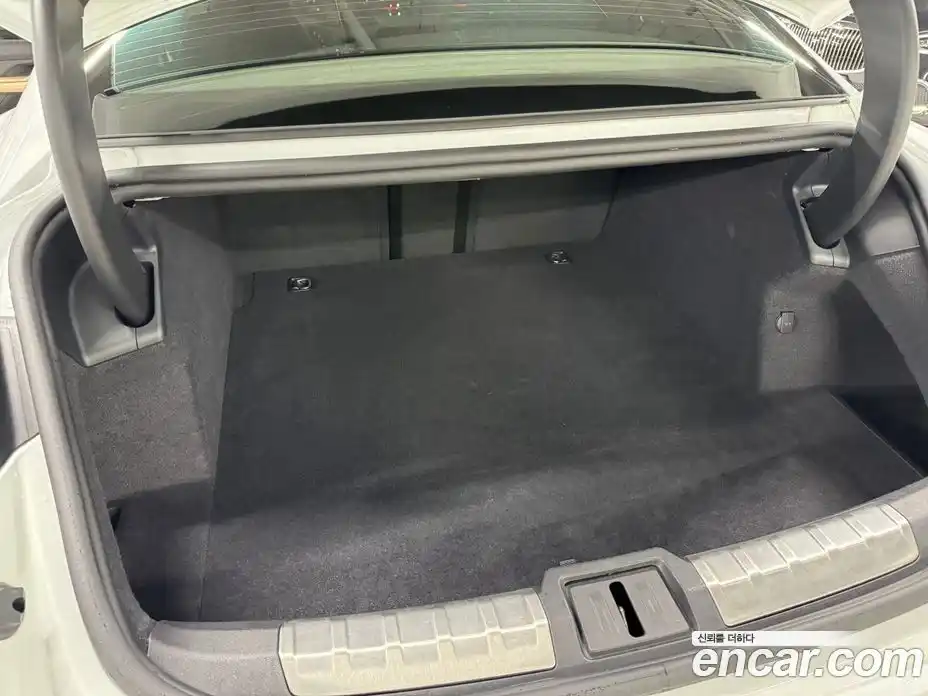 Porsche Taycan 2021 0.1 Автомат в Москве № 165785, фото 13