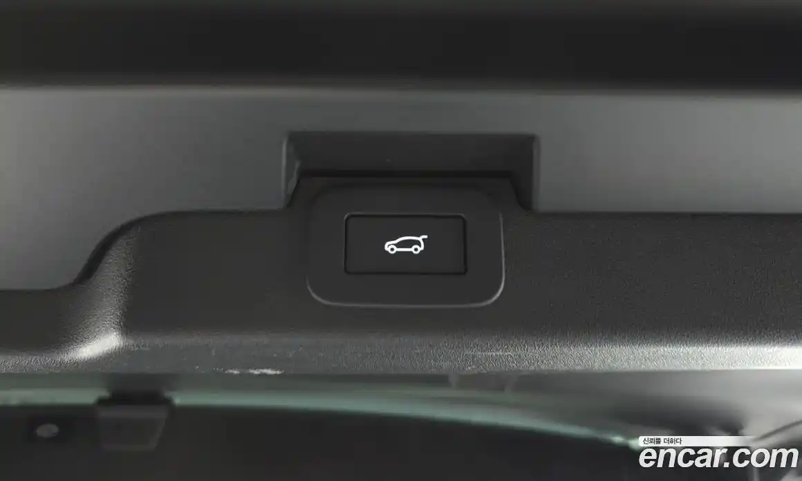 Land Rover Discovery 2023 2.0 Автомат в Москве № 166109, фото 18