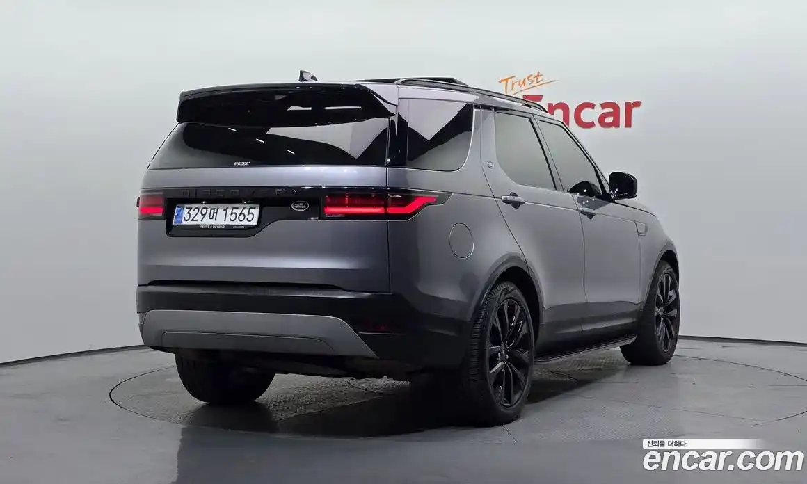 Land Rover Discovery 2023 2.0 Автомат в Москве № 166109, фото 7