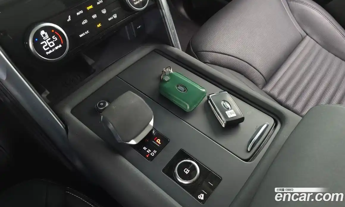 Land Rover Discovery 2023 2.0 Автомат в Москве № 166109, фото 10