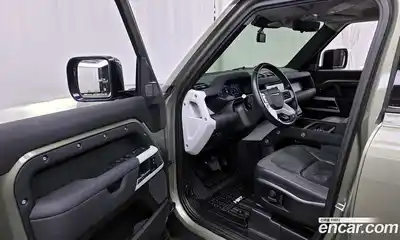 Land Rover Defender 2020 2.0 Автомат в Москве № 166319, миниатюра 7