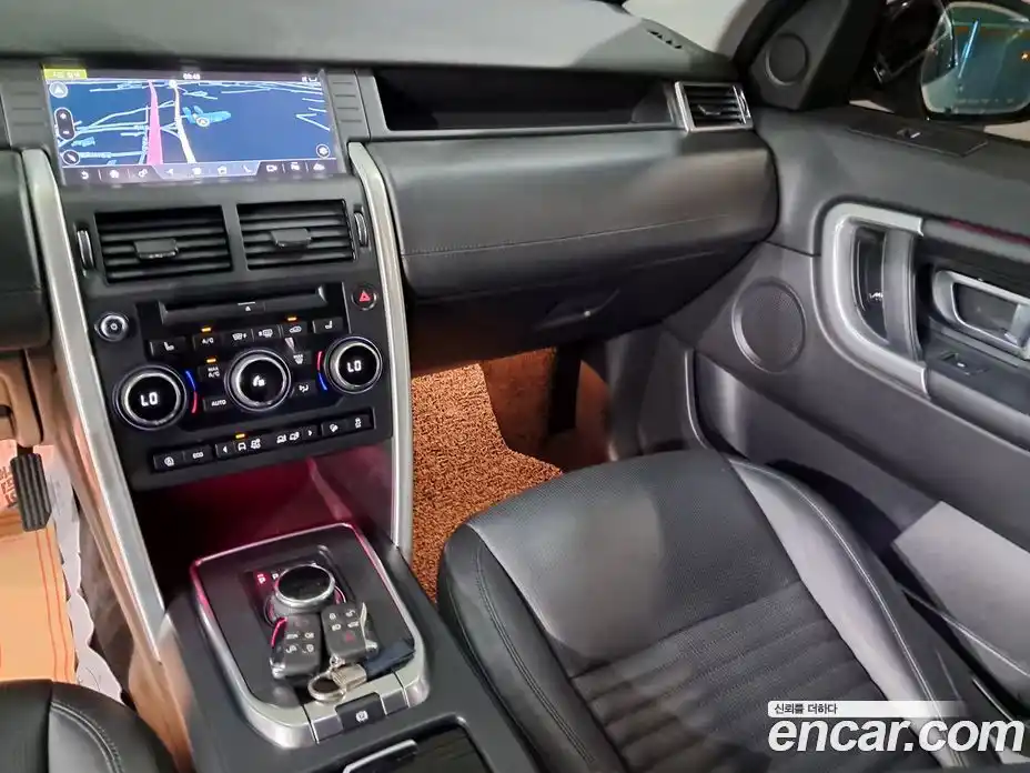 Land Rover Discovery Sport 2019 2.0 Автомат в Москве № 166872, фото 9