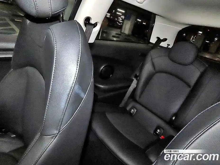 Mini Cooper 2020 1.5 Автомат в Москве № 167427, фото 17