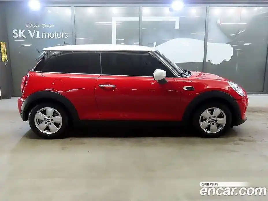 Mini Cooper 2020 1.5 Автомат в Москве № 167427, фото 3