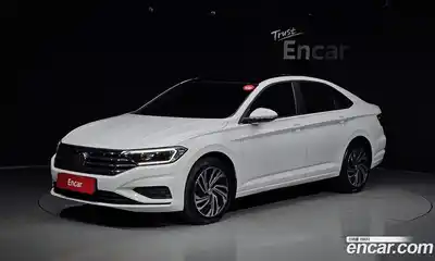 Volkswagen Jetta, 2020