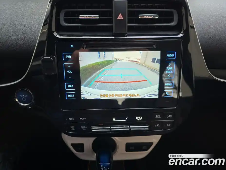 Toyota Prius 2017 1.8 Автомат в Москве № 170362, фото 11