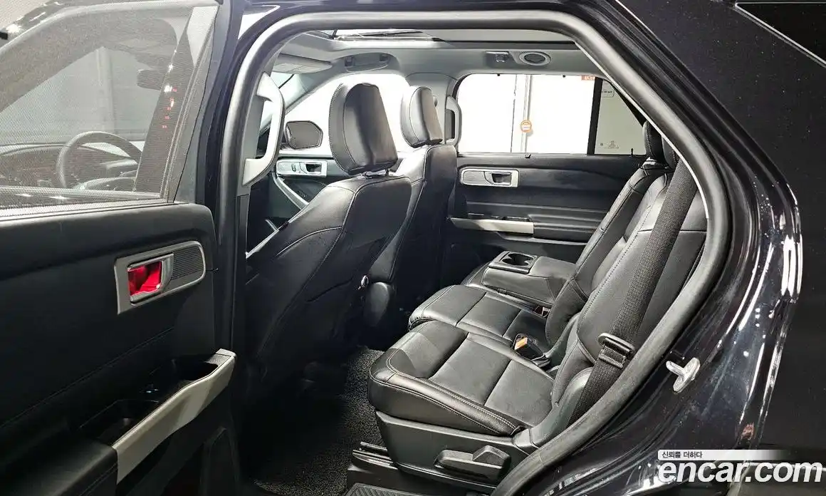 Ford Explorer 2021 2.3 Автомат в Москве № 170946, фото 11