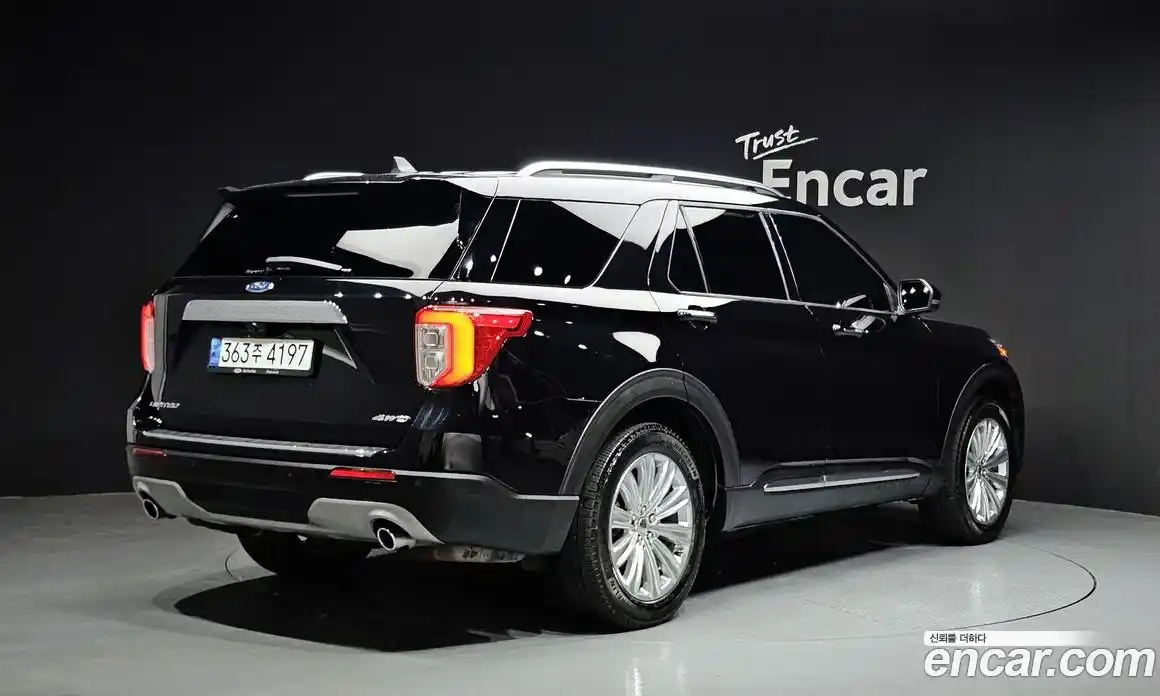 Ford Explorer 2021 2.3 Автомат в Москве № 170946, фото 2