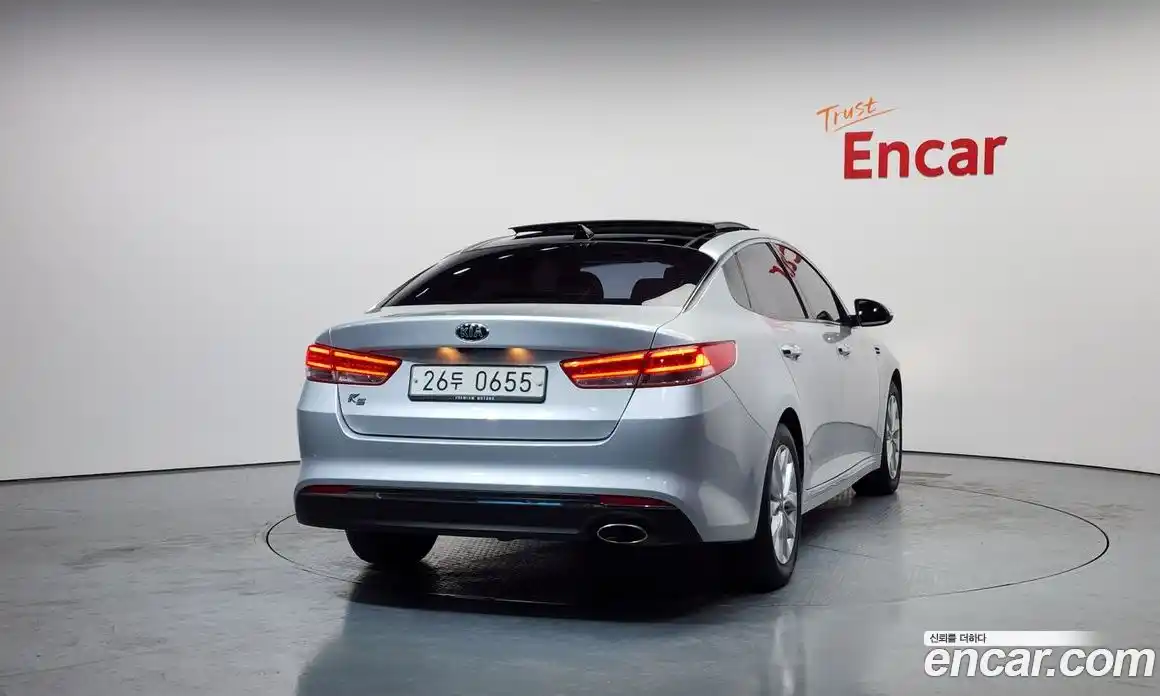 Kia K5 2016 2.0 Автомат в Москве № 17328, фото 16