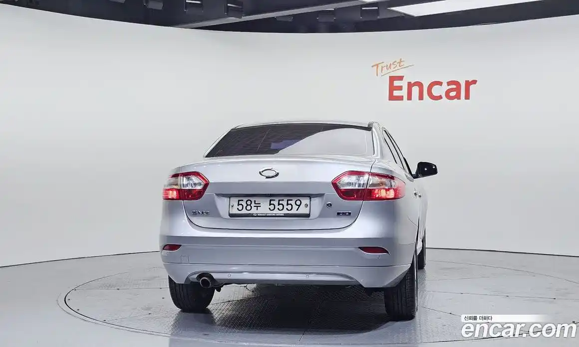 Renault SM3 2017 1.6 Автомат в Москве № 180737, фото 4