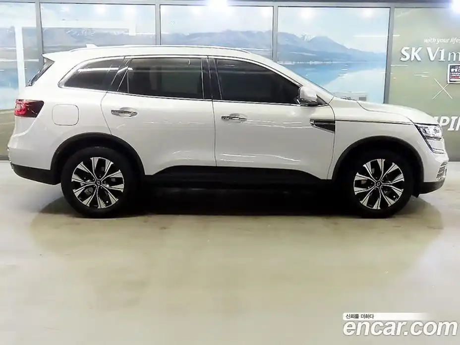 Renault QM6 2023 2.0 Автомат в Москве № 186539, фото 3