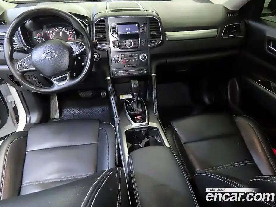 Renault QM6 2023 2.0 Автомат в Москве № 186539, фото 10