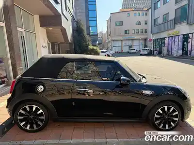 Mini Cooper Convertible 2019 2.0 Автомат в Москве № 187930, миниатюра 2
