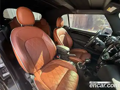 Mini Cooper Convertible 2019 2.0 Автомат в Москве № 187930, миниатюра 8