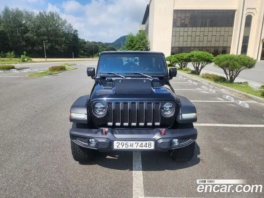 Jeep Wrangler 2020 2.0 Автомат в Москве № 188355, фото 2