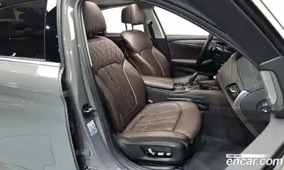 BMW 5-Series 2022 2.0 Автомат в Москве № 192549, миниатюра 2