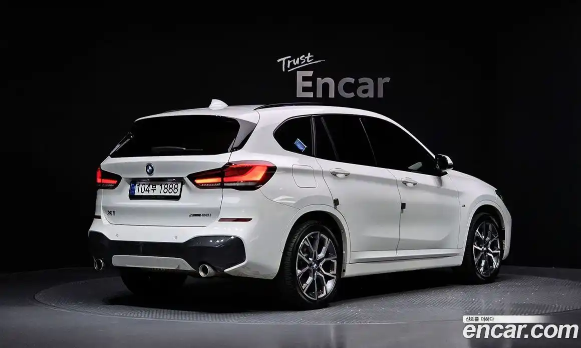 BMW X1 2022 2.0 Автомат в Москве № 192944, фото 11