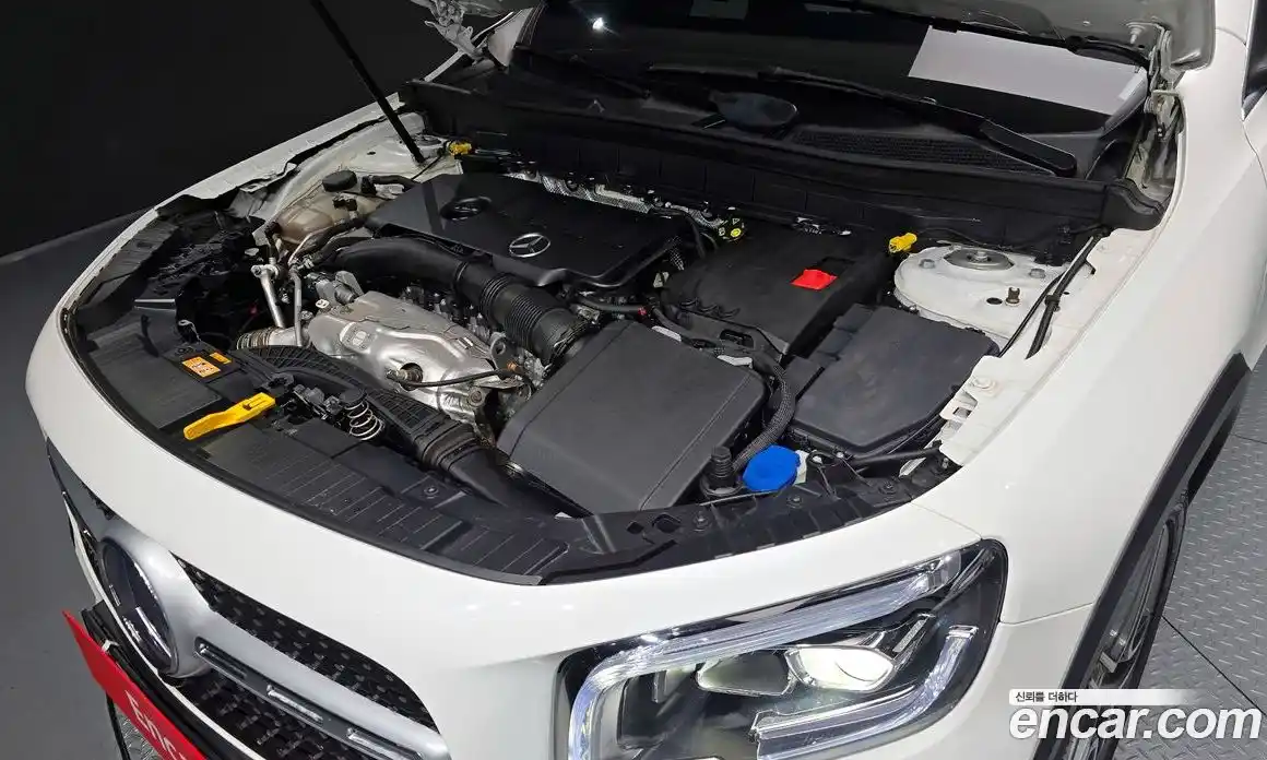 Mercedes-Benz GLB-Class 2020 2.0 Автомат в Москве № 194636, фото 6