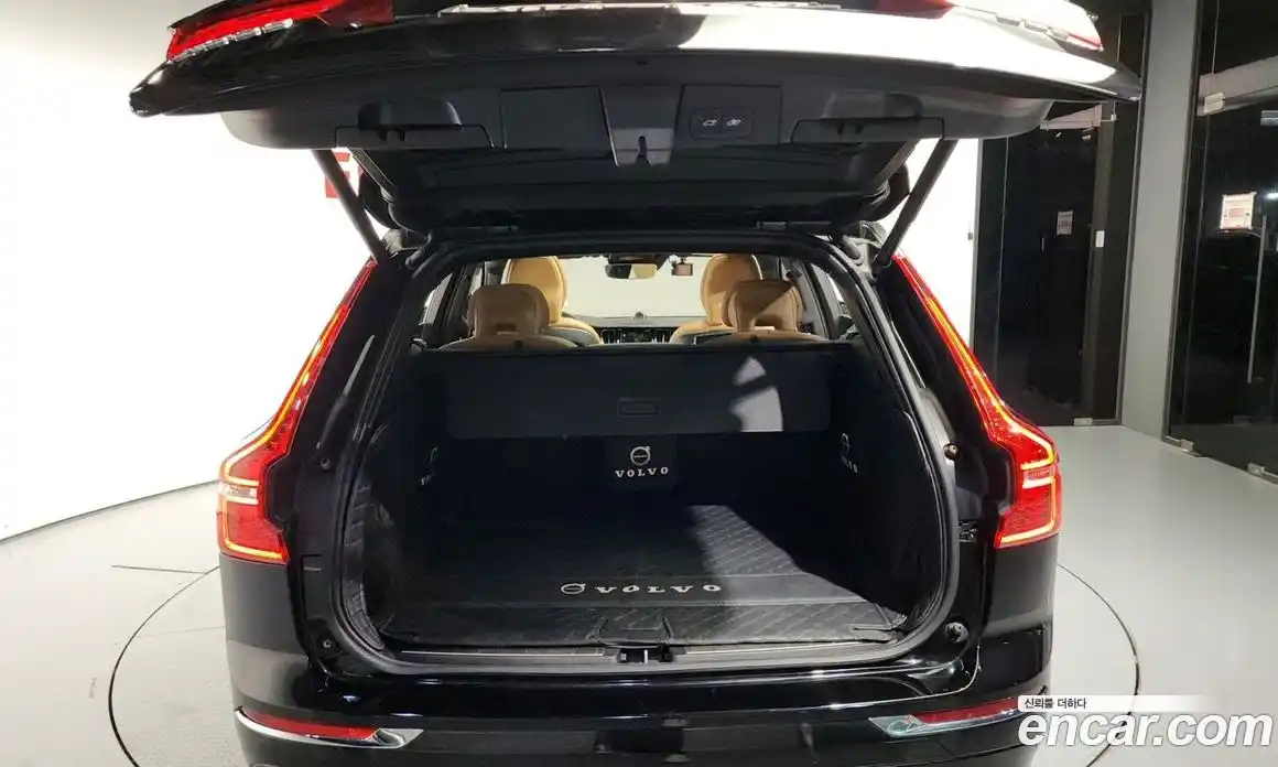 Volvo XC60 2020 2.0 Автомат в Москве № 197004, фото 20