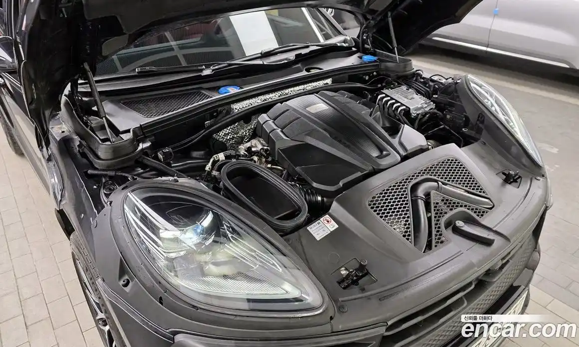 Porsche Macan 2023 2.9 Автомат в Москве № 197147, фото 6