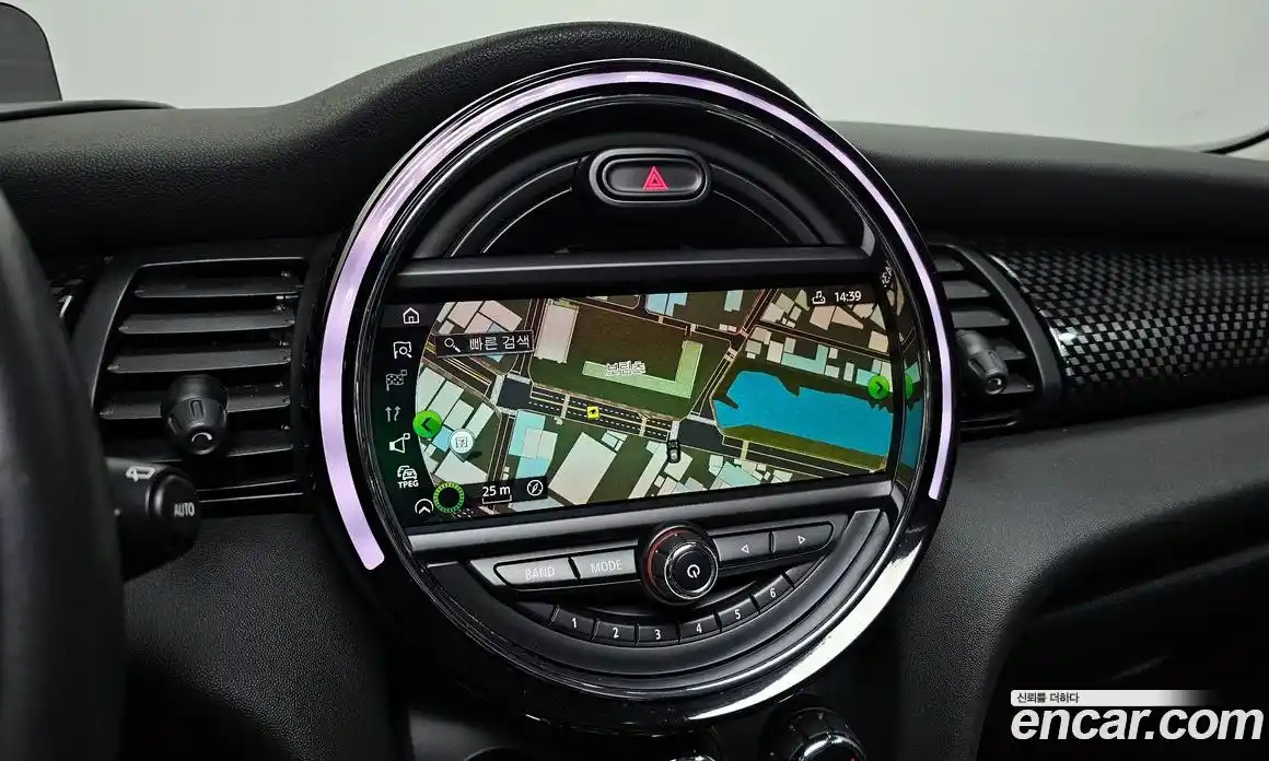 Mini Cooper 2019 2.0 Автомат в Москве № 198420, фото 14