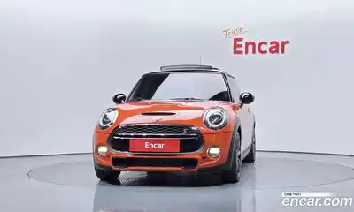 Mini Cooper 2019 2.0 Автомат в Москве № 198420, миниатюра 3
