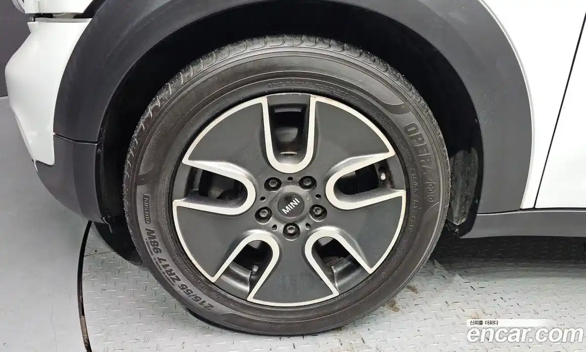 Mini Countryman 2011 1.6 Автомат в Москве № 198441, фото 8