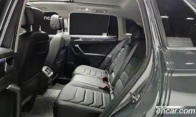 Volkswagen Tiguan 2024 2.0 Автомат в Москве № 198986, миниатюра 12