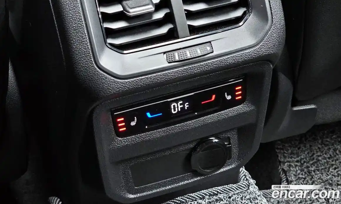 Volkswagen Tiguan 2024 2.0 Автомат в Москве № 198986, фото 17