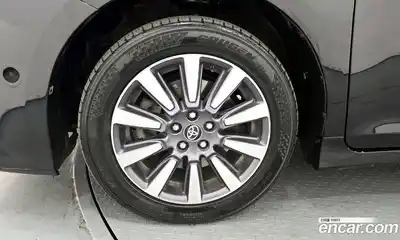 Toyota Sienna 2020 3.5 Автомат в Москве № 199601, миниатюра 12