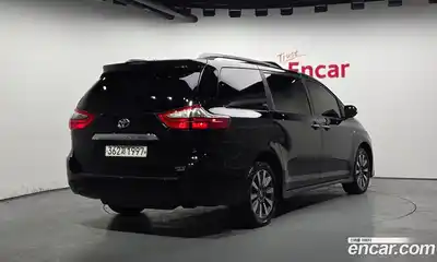 Toyota Sienna 2020 3.5 Автомат в Москве № 199601, миниатюра 6