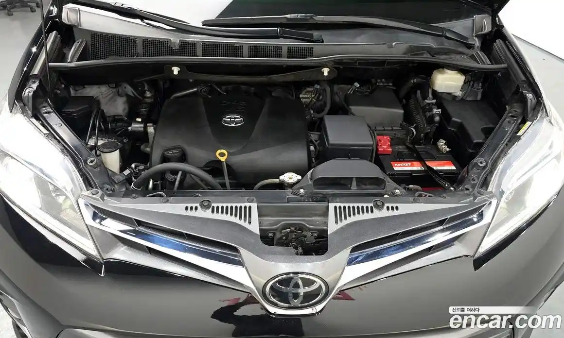 Toyota Sienna 2020 3.5 Автомат в Москве № 199601, фото 9