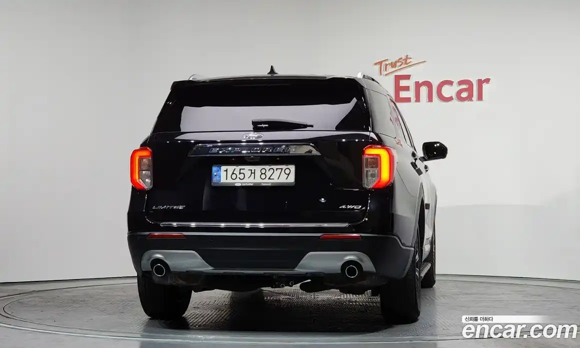 Ford Explorer 2022 2.3 Автомат в Москве № 199811, фото 1