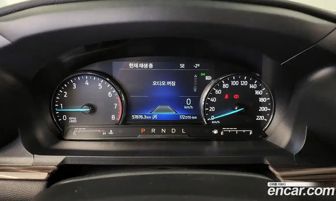 Ford Explorer 2022 2.3 Автомат в Москве № 199811, фото 2