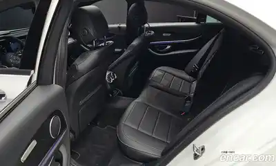 Mercedes-Benz E-Class 2023 2.0 Автомат в Москве № 203751, миниатюра 12