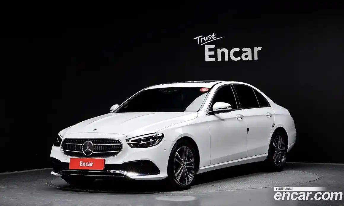 Mercedes-Benz E-Class 2023 2.0 Автомат в Москве № 203751, фото 18