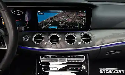 Mercedes-Benz E-Class 2023 2.0 Автомат в Москве № 203751, миниатюра 4