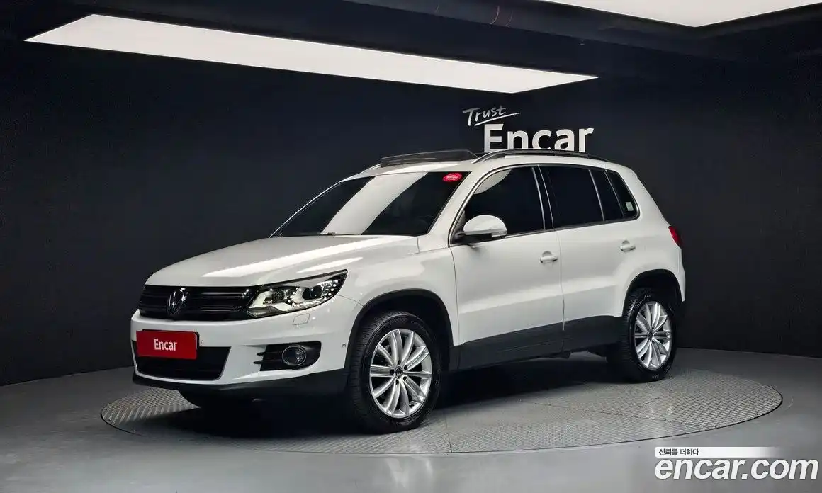 Volkswagen Tiguan 2016 2.0 Автомат в Москве № 204553, фото 14