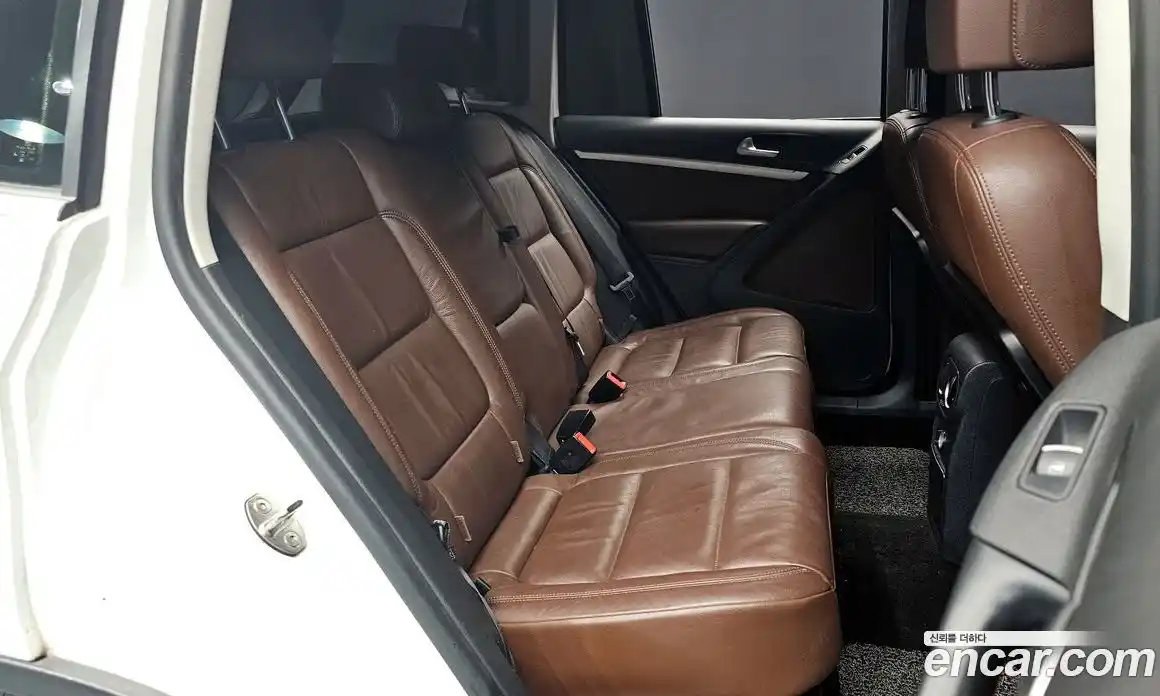 Volkswagen Tiguan 2016 2.0 Автомат в Москве № 204553, фото 15